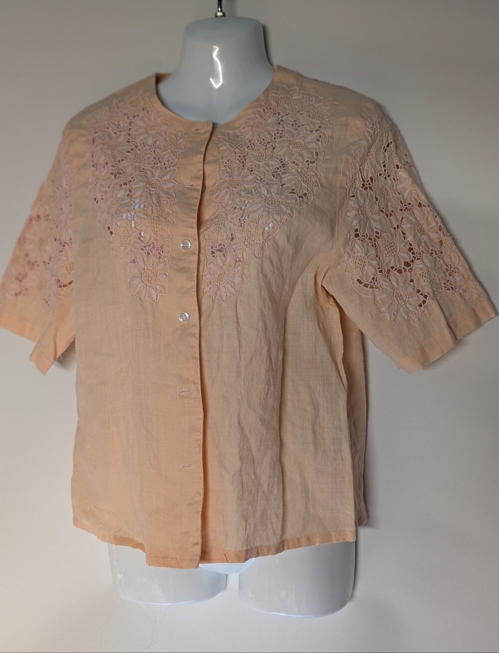 Peach Hand Embroidered Short-Sleeve Button-Front Women’s Top Vintage Linen